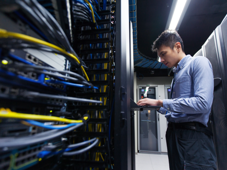 power management in data center racks